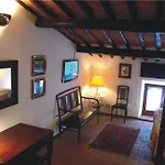 Porta Vivaria Orvieto- Private Parking ゲストハウス 3*