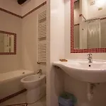 Porta Vivaria Orvieto- Private Parking ゲストハウス 3*